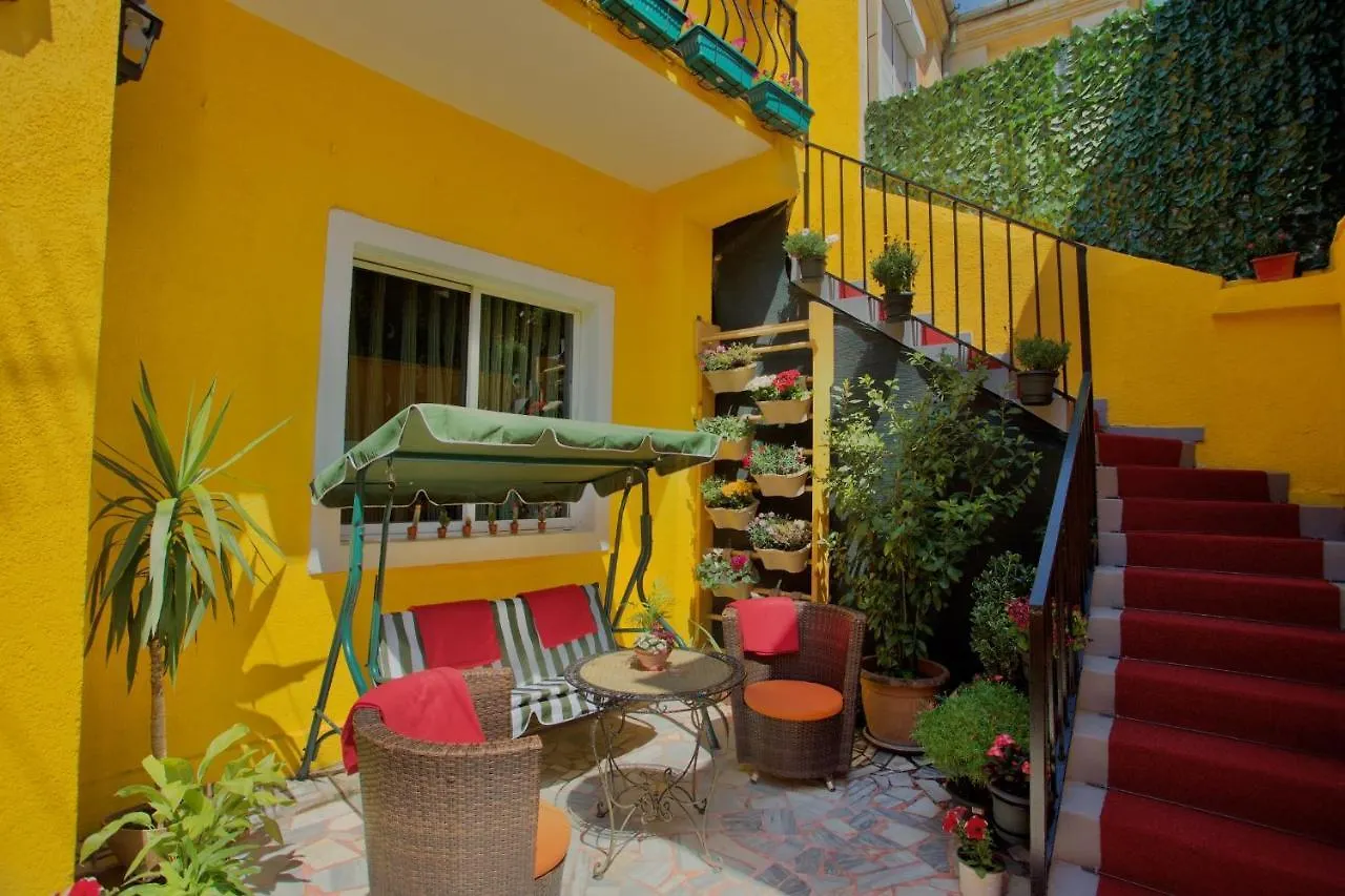 E&E Home Sweet Home Tirana Albânia